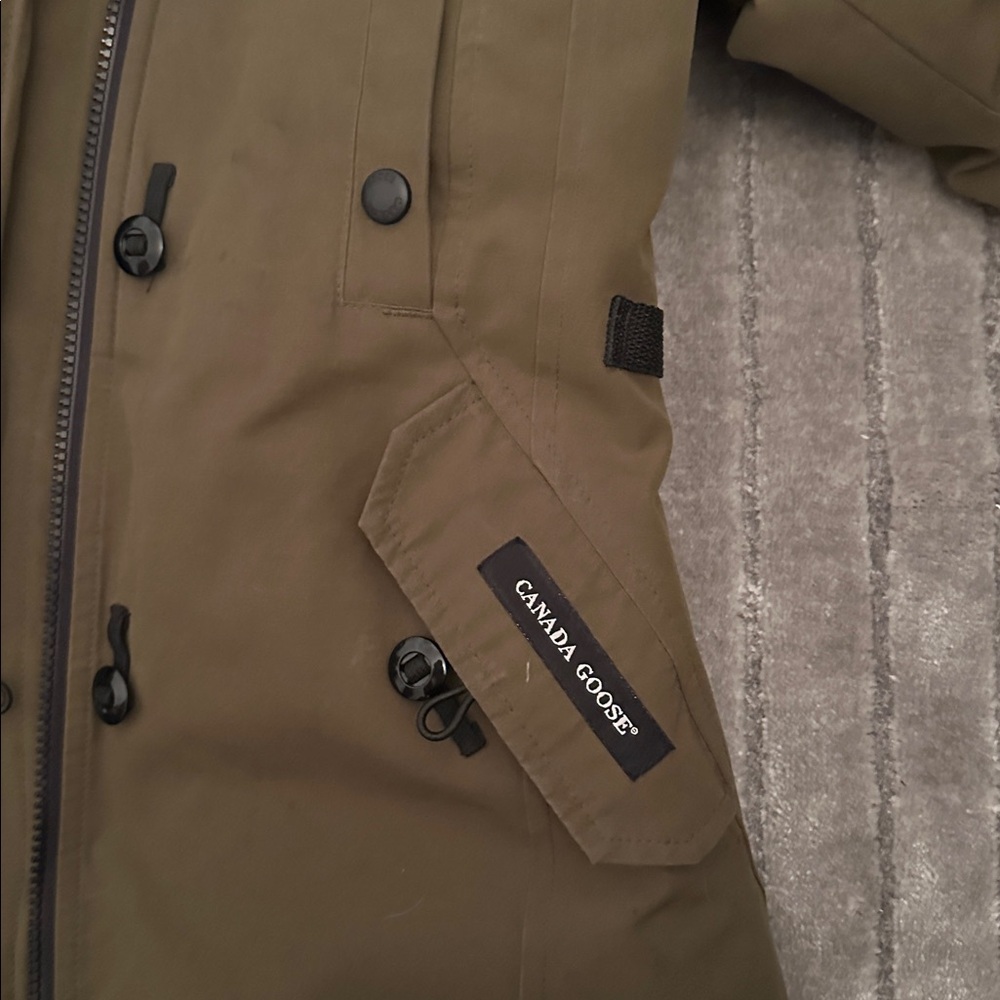 Canada Goose Women's Khaki Parka with Fur Hood - Picture 2 of 8